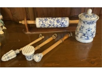 DELFT ROLLING PIN, CANISTER, MASHER, REAMER, TENDERIZER