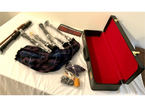 NEW BAGPIPES WITH CASE- STUDENT GRADE INSTRUMENT MODEL- WE CAN SHIP!