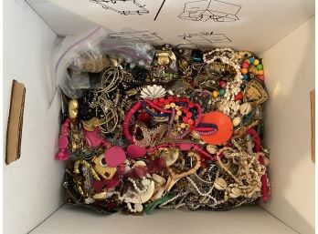 LARGE COSTUME JEWELRY LOT 3  WE CAN SHIP!
