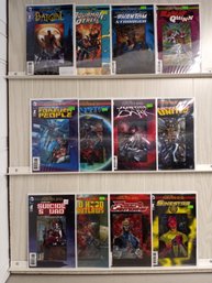 12 DC Comics: The New 52, Futures End Related. Holographic Covers. Bagged And Boarded.