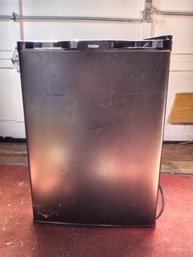 Haier Household Refrigerator, Model: Esrn025BB, 2.5 CU.ft, 17 1/2'x19 5/16' X 25' High.  Works