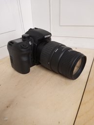 Sigma Digital Camera SD14, Model No. 1014528