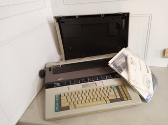 Royal Beta 9000D Electric Typewriter With Carrying Case, Includes Manuals And Font Wheel