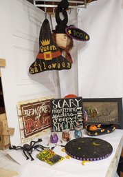 Halloween Decorations, See Pictures For What Is Included In The Lot. Untested. As Is.