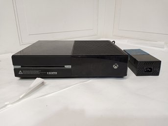 XBox 360 Console System, Power Supply.  Boots Up When Plugged In See Second Photo.