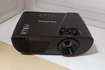 A ViewSonic DLP Projector