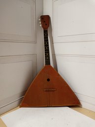 3 String Instrument (Balalaika)