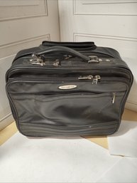 Sampsonite, Soft Walled, Briefcase. Style # 923195
