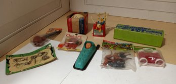 Vintage Small Dime Store Toys And Souveneirs