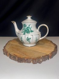Vintage Arthur Wood Teapot Beautiful!!