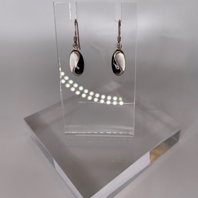 Sterling Silver White And Black Earrings 3.11g