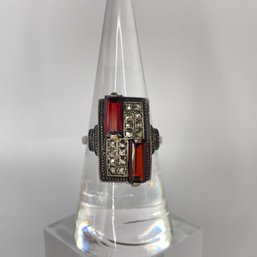 Sterling Silver Ring With Rectangular Red And Clear Stone Center 6.13g