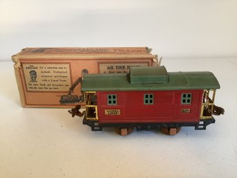 Vintage Lionel Trains Red Caboose Car Lionel Lines  O-Gauge #807