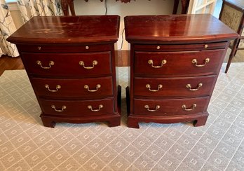 Pair Of Pennsylvania House MahoganyThree Drawer Chests Nightstands