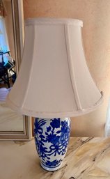 Chinoiserie Blue And White Porcelain Lamp