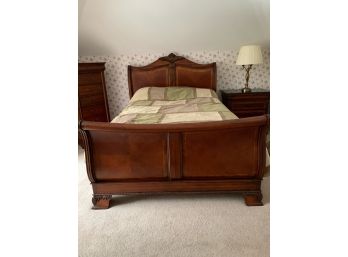 ORNATELY CARVED QUEEN SIZE MAHOGANY WOOD SLEIGH BED - Delivery Available