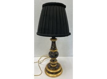 BLACK & GOLD PAINTED WOOD BASE TABLE LAMP WITH PLEATED SILK SHADE