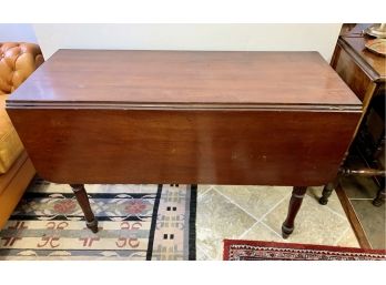 WONDERFUL ANTIQUE MAHOGANY DROP-LEAF TABLE - Delivery Available