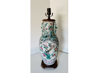 Magnicent Asian Porcelain Lamp With Foo Dog Handles Pink, Green, Blue And Turquoise