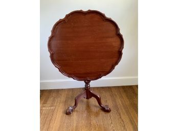 Antique Mahogany Pie Crust Table With Tilt Top