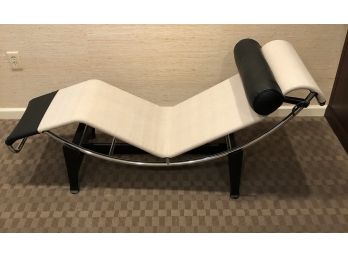 Signed Cassina LC4 Le Corbusier Sleek Lounge Chaise Chair