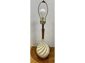 Amazing True Mid Century Modern Swirl Ceramic Table Lamp