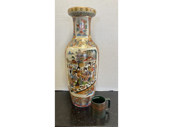 Magnificent Asian Chinoiserie Porcelain 24' Japanese Vase Urn Vessel