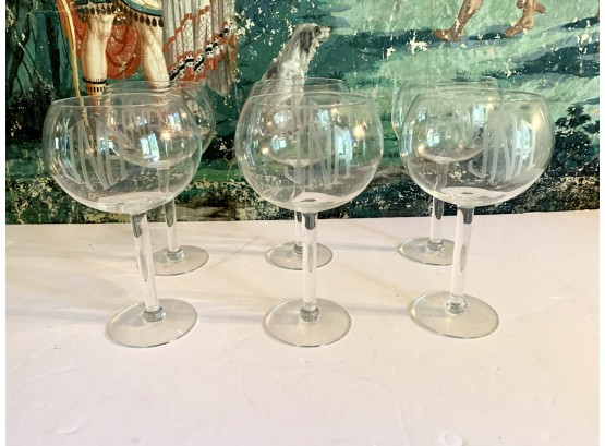 Set Of 6 Monogrammed Balloon Wine Glasses