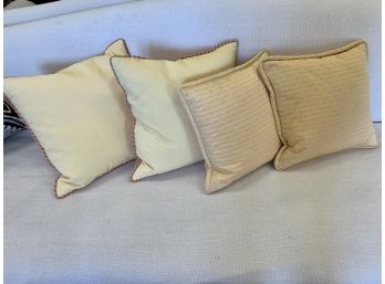 Set Of 4 Throw Pillows
