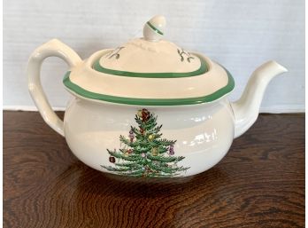 Spode Christmas Teapot The Perfect Gift This Holiday Season