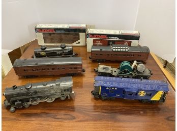 Vintage Lionel Train Collection Set With Numerous Tracks & Trestles