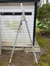 6' Aluminum Folding Ladder