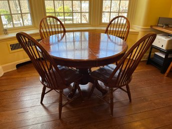 Kitchen Table With Leaf And Six Chairs