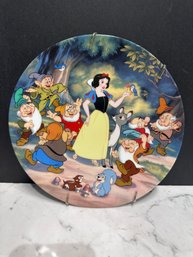 Walt Disney Collectors Plate Snow White