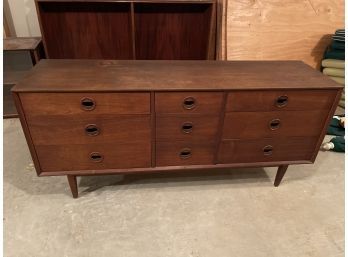 Mid-Century 9 Drawer Dresser By Founders