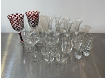 Mixed Lot Of Glassware, Lot 2