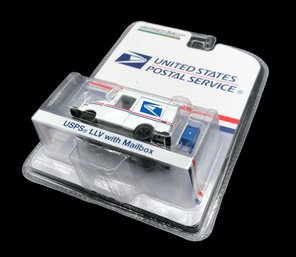 Greenlight 29888 USPS Long Live Postal Mail Delivery 1/64 Die Cast Model Car , Mailbox Accessory NEW IN BOX