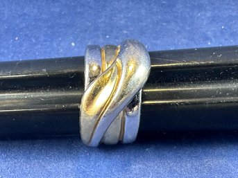 14K Yellow And White Gold Two Tone Ring, Not Marked But Tested, Size 9