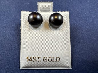 14K Yellow Gold Black Pearl Earring