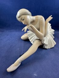 Lladro Figurine Ballerina Death Of The Swan