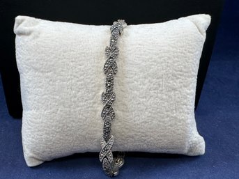 Sterling Silver And Marcasite Kiss Bracelet, 7'