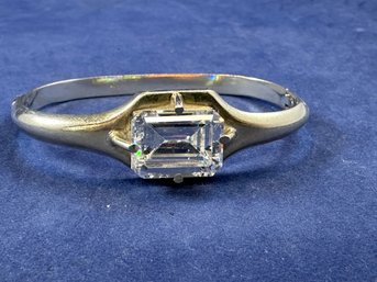 Sterling Silver Hinged Bracelet With Emerald Cut Diamond Simulant, 2.5'