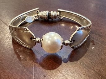 Sterling Silver Pearl Bracelet With Magnetic Clasp