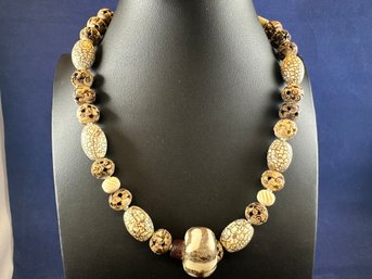 Unique Natual Carved Bead Necklace, 18'