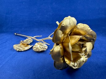 24K Golden Rose In Original Box, Please Note This Is Gold Plated Even Though The Box Does Not Say So!