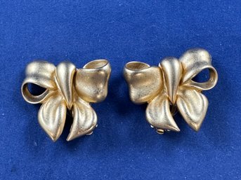 Les Bernard Large Gold Tone Bow Clip Earrings
