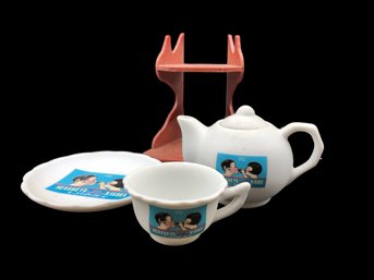 Collectible Hershey Kisses Ceramic Miniature Tea Set And Display Rack
