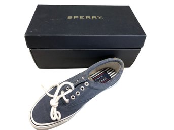 Boxed Navy Blue Perry Topsider Size
