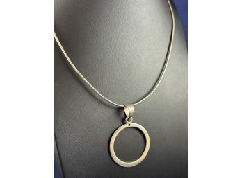 Sterling Silver Clasp Omega Necklace With Circle Pendant, 16'