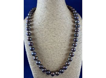 Tahitian Baroque Pearl Necklace With 14K Ball Clasp Signed VVV Or W, 24'